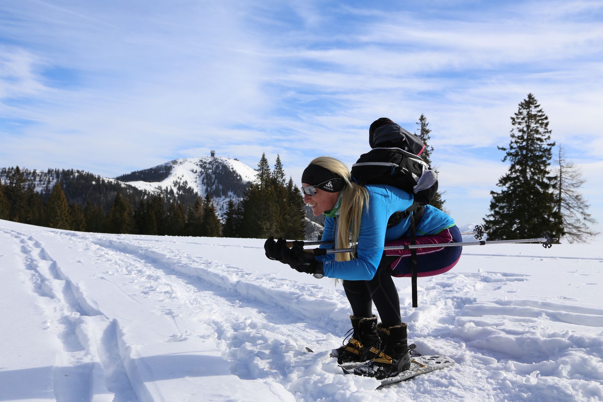 Haltungsnote Gut - Berglandschaft, Fährte, Fußspuren, Fußstapfen, Gemeindealpe, Landschaft, Natur, Panorama, Personen, Schnee, Schneeschuhwandern, Sendeanlage, Sendeturm, Spuren, Trittspur, Winter, Winterlandschaft, Zellerrain - WEISSINGER Sofia - (Taschelbach, Sankt Sebastian, Steiermark, Österreich)