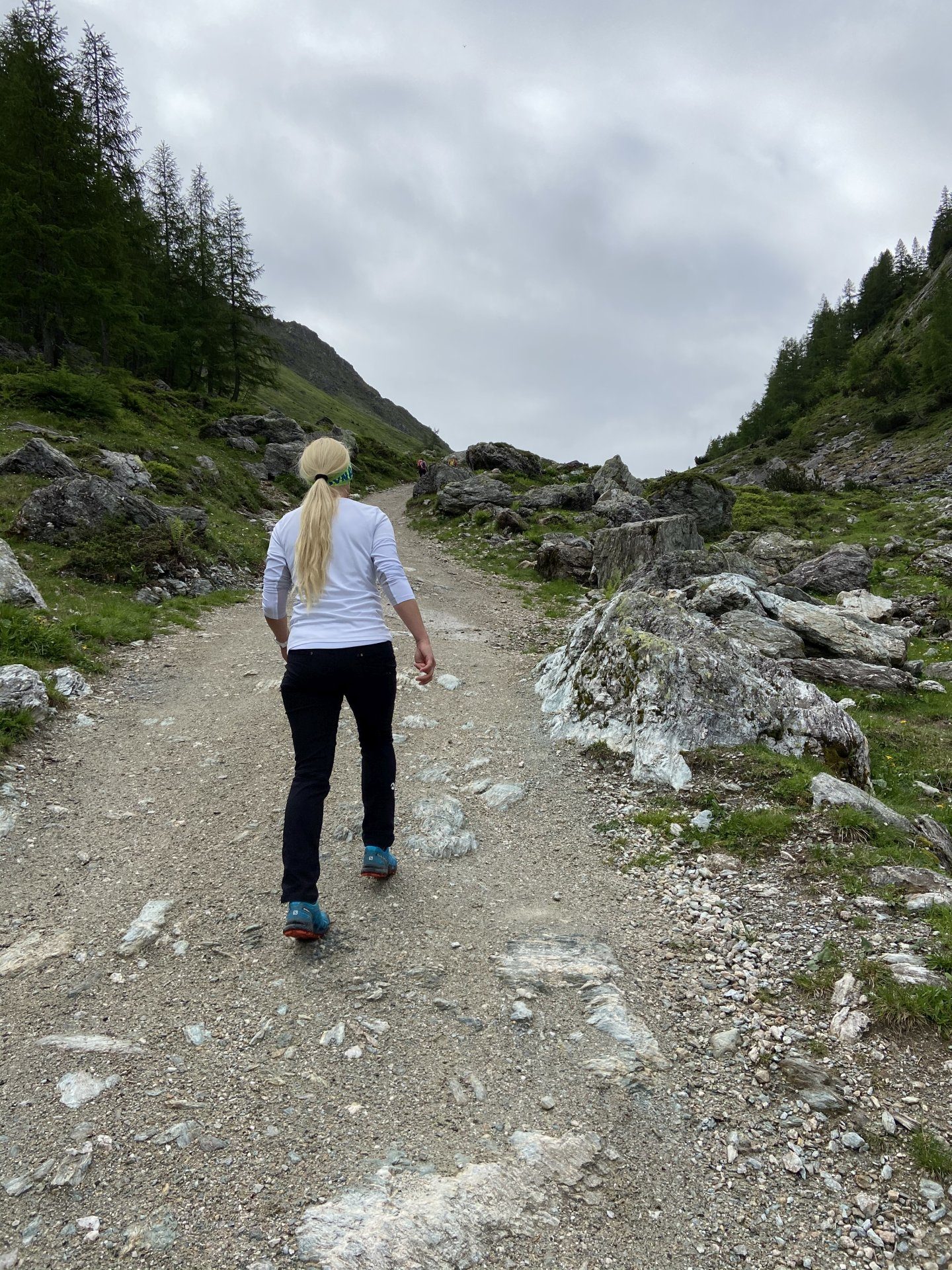 Beim Aufstieg zu den Giglachseen - Giglach Höhenweg, Himmel, Person, Personen, Schladminger Tauern, Wandern, Weg, Wolken - WEISSINGER Sofia - (Postlehen, Obertauern, Salzburg, Österreich)