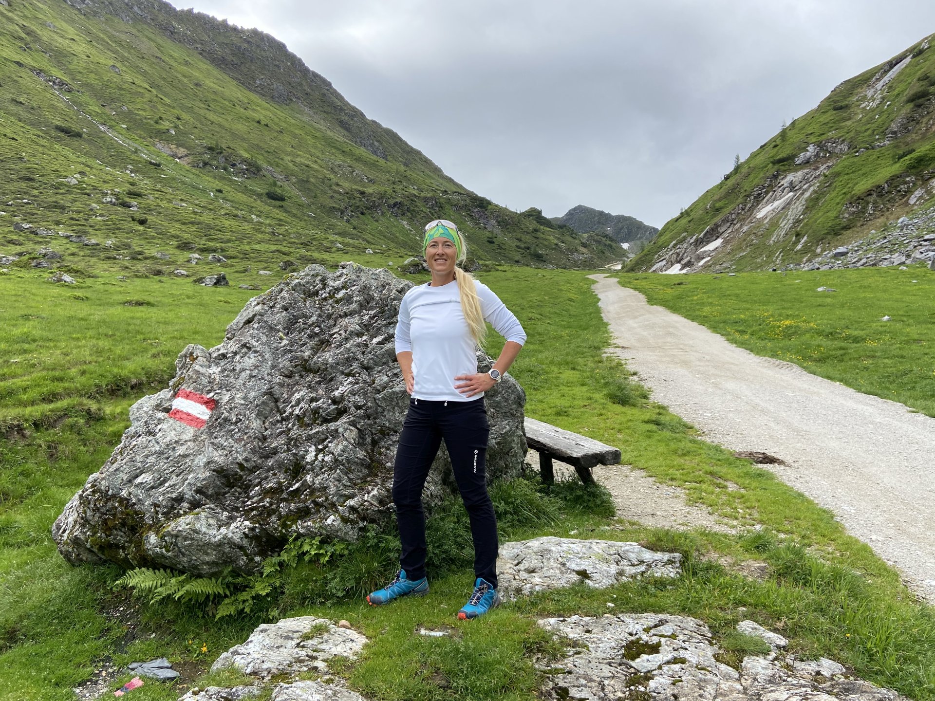 Heute hält mich nichts auf! - Giglach Höhenweg, Himmel, Person, Personen, Schladminger Tauern, Wandern, Weg, Wolken - WEISSINGER Sofia - (Postlehen, Obertauern, Salzburg, Österreich)